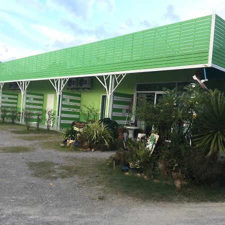 Go Green Resort Chumphon Exteriör bild