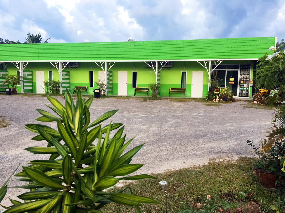 Go Green Resort Chumphon Exteriör bild